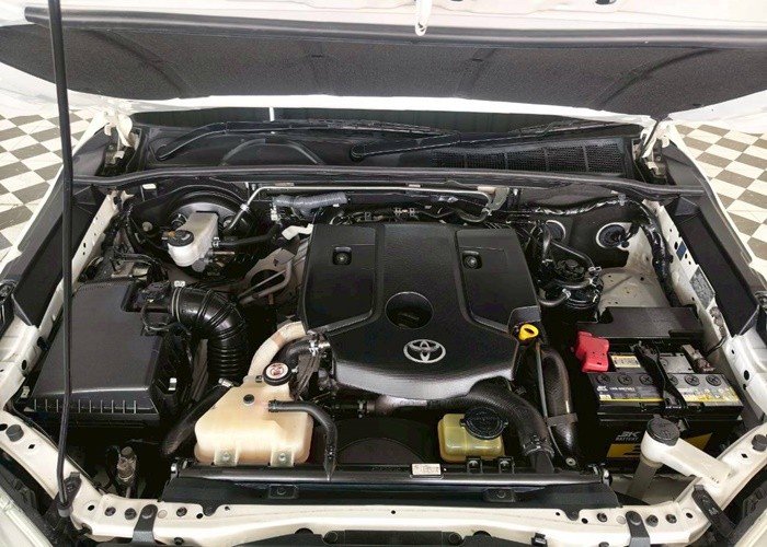 
								2019 TOYOTA HILUX SMART CAB 2WD MT full									