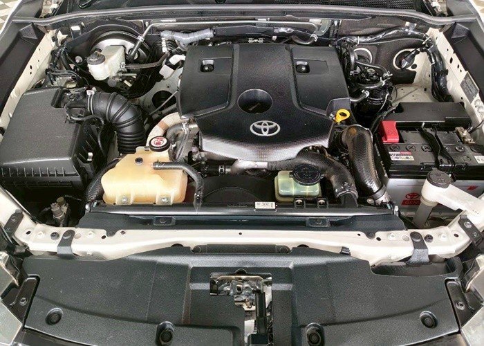 
								2022 TOYOTA HILUX SMART CAB 2WD MT full									