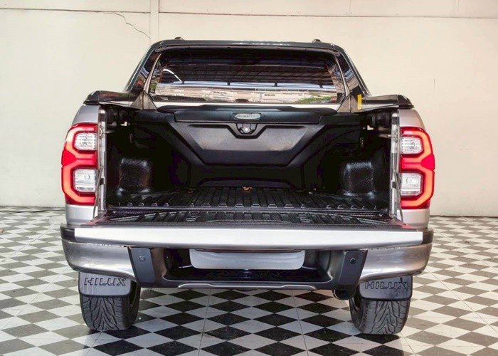 
								2019 TOYOTA HILUX DOUBLE CAB 4WD AT full									