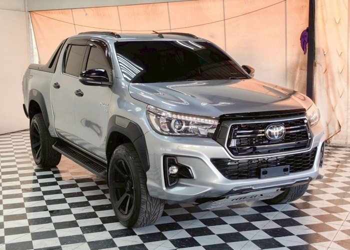 
								2019 TOYOTA HILUX DOUBLE CAB 4WD AT full									