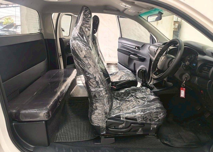 
								2019 TOYOTA HILUX SMART CAB 2WD MT full									