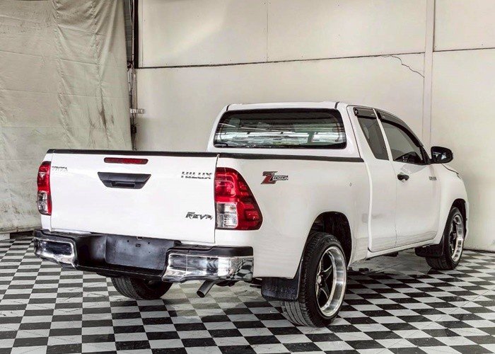 
								2019 TOYOTA HILUX SMART CAB 2WD MT full									