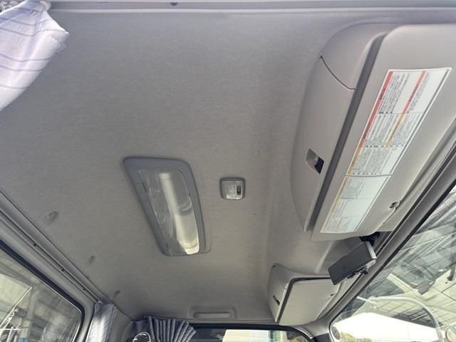 
								2025 ISUZU FORWARD full									